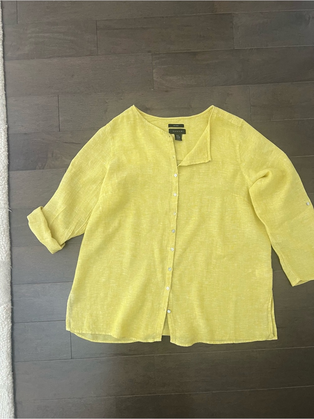 100% Linen Tahari Yellow Linen Button-Front Tunic